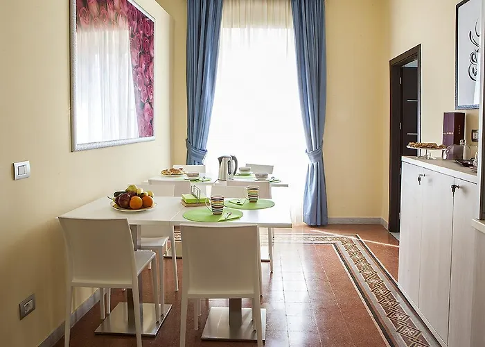 Domus Laurae 3* רומא